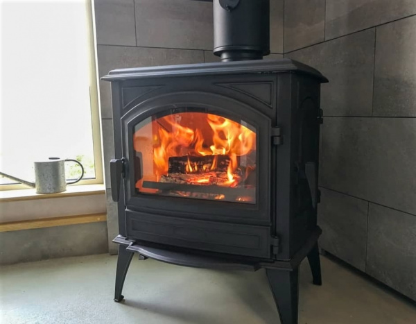 Чугунная печь Dovre 640 WD