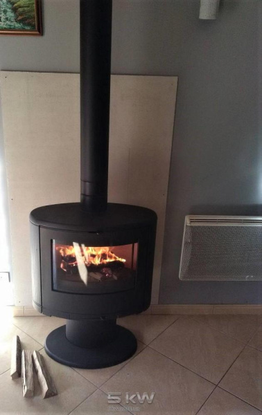 Чугунная печь на ноге Dovre Bow P